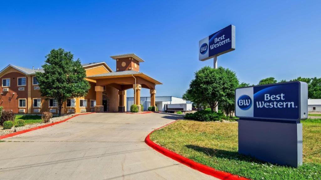 Best Western Manhattan Inn מראה חיצוני תמונה