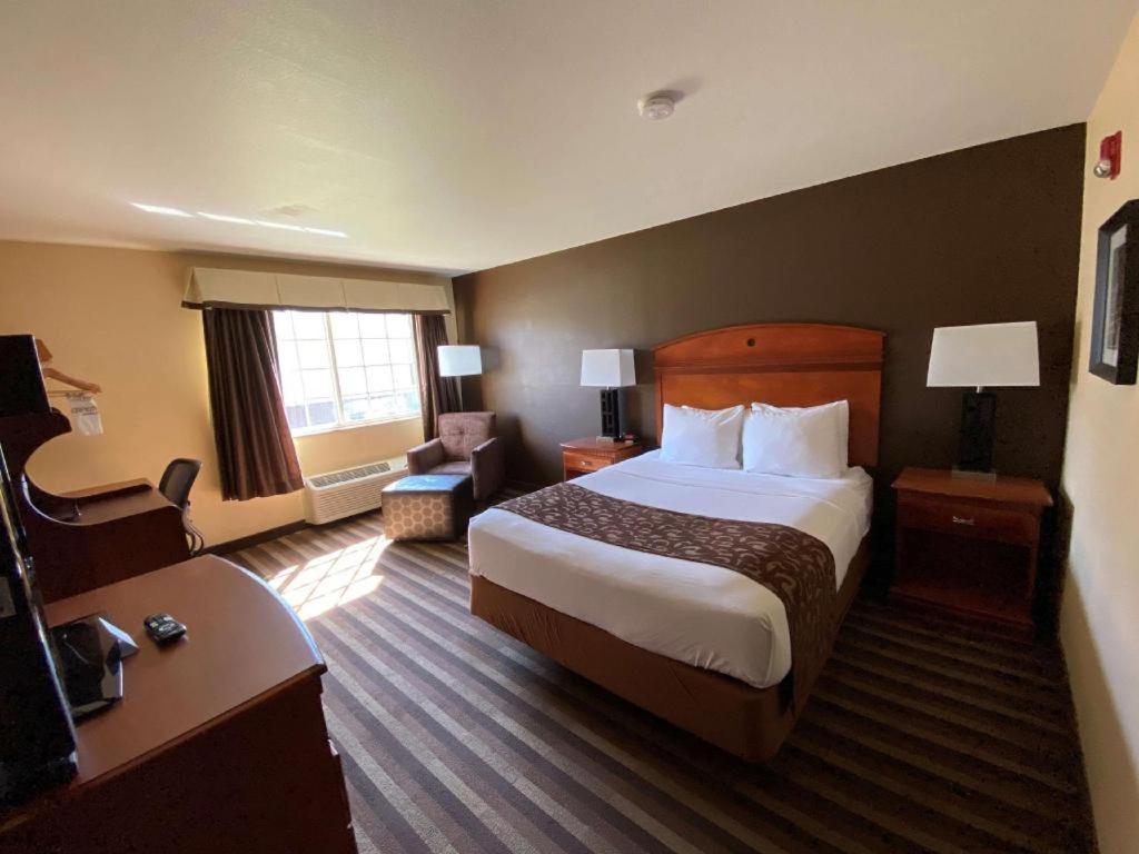 Best Western Manhattan Inn מראה חיצוני תמונה