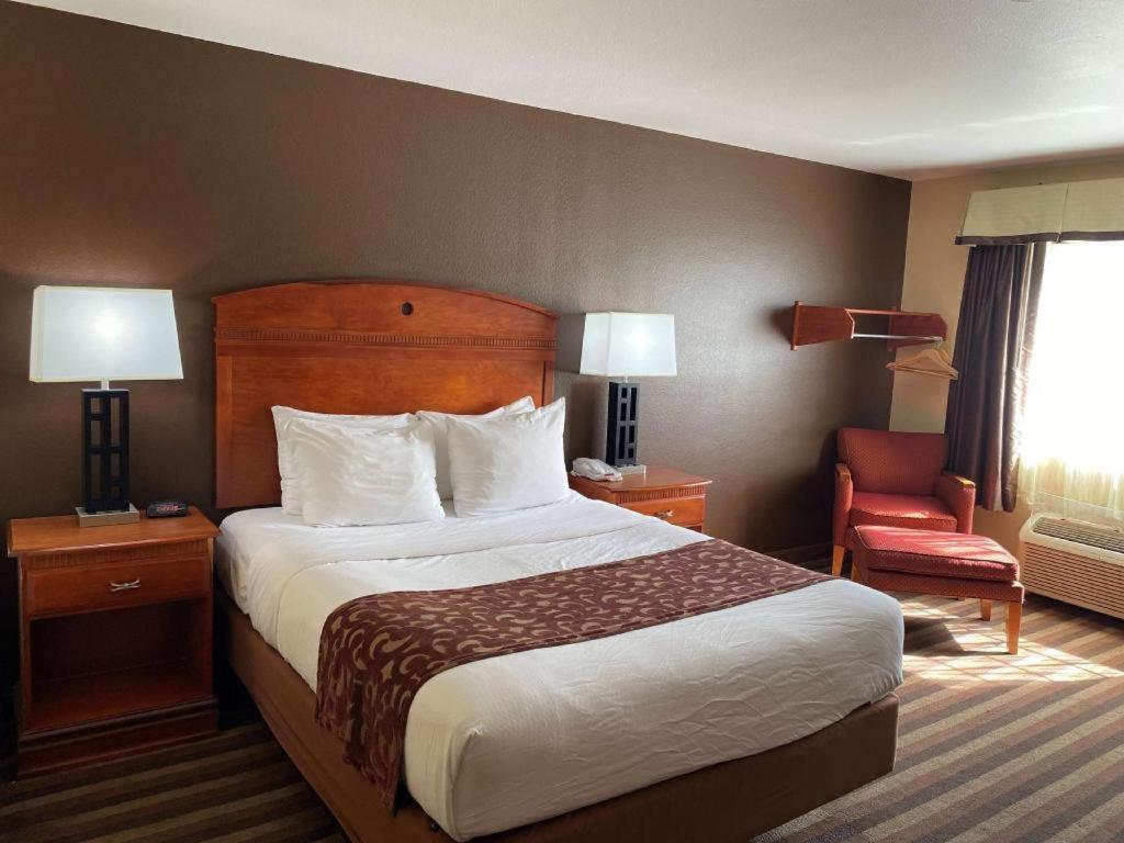 Best Western Manhattan Inn מראה חיצוני תמונה