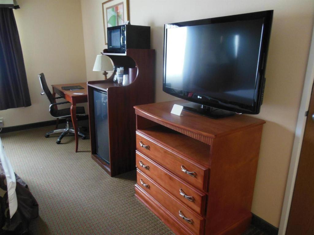 Best Western Manhattan Inn מראה חיצוני תמונה