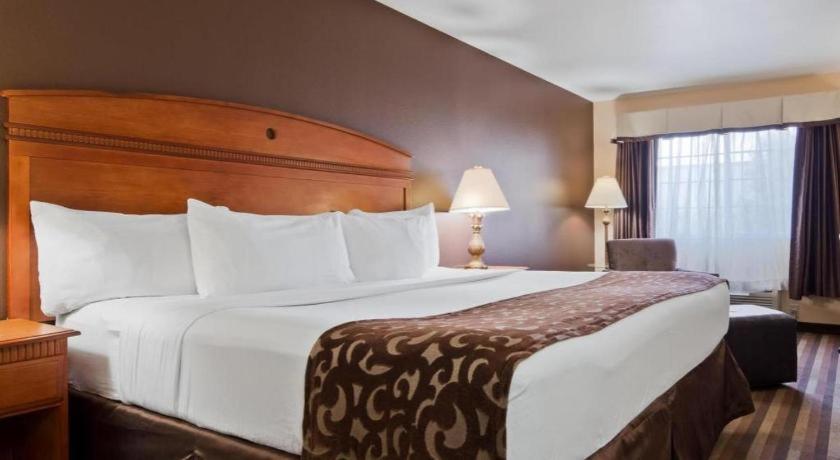 Best Western Manhattan Inn מראה חיצוני תמונה